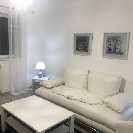 Luna Apartman *