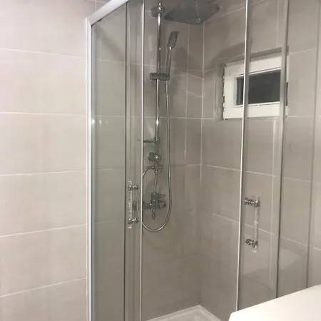 Luna Apartman *
